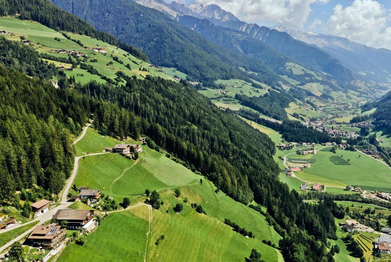 Grossstahlhof Mountain & Panorama View Apartment Ahrntal Exterior photo